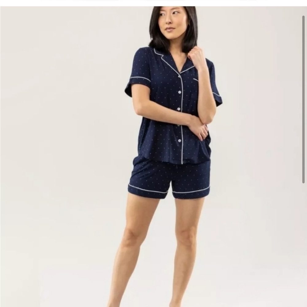 NWT Cozy Earth Pajama Set